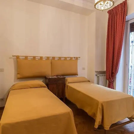 Sant' Eustachio Sleeps 8 Wifi Casa vacanze
